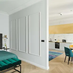Aparthotel No.4, Warschau